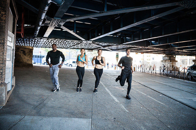 城市跑步者在DUMBO - New York锻炼